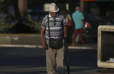 Junho Violeta alerta população sobre violência contra a pessoa idosa
