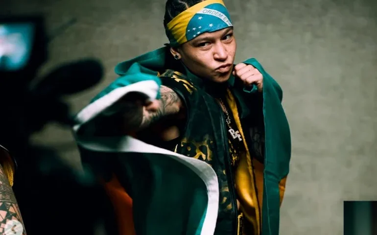 Beatriz Ferreira perde invencibilidade e título mundial dos leves em Monte Carlo