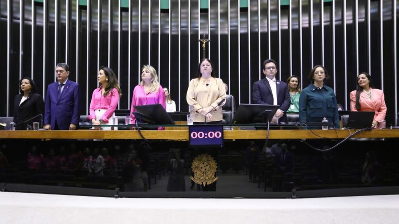 Conselho de Ética tenta destravar processos do motim bolsonarista e ouve testemunhas de Janones