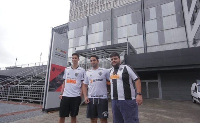 Caso aconteceu em frente à Arena da Baixada, palco do jogo da final da Copa do Brasil, entre Athletico-PR e Galo