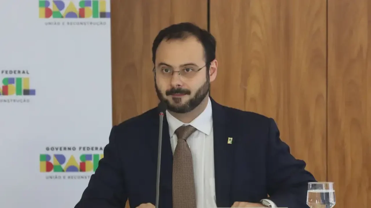 Perdão das dívidas de MEIs custará mais de R$ 12 bi, afirma Paulo Pereira
