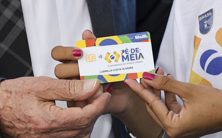 Pé-de-Meia: nascidos em julho e agosto recebem incentivo matrícula