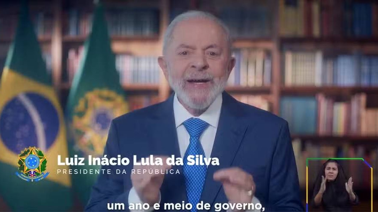 Governo colocará em execução plano de contingência para mitigar tarifaço de Trump, diz Lula