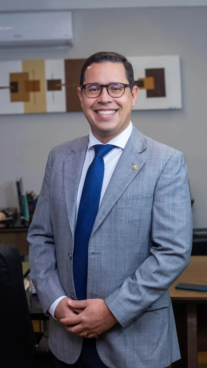 Biênio 2026/2028: Fabrício Leão Souto é reeleito e reconduzido ao cargo de Defensor Público-Geral de Alagoas