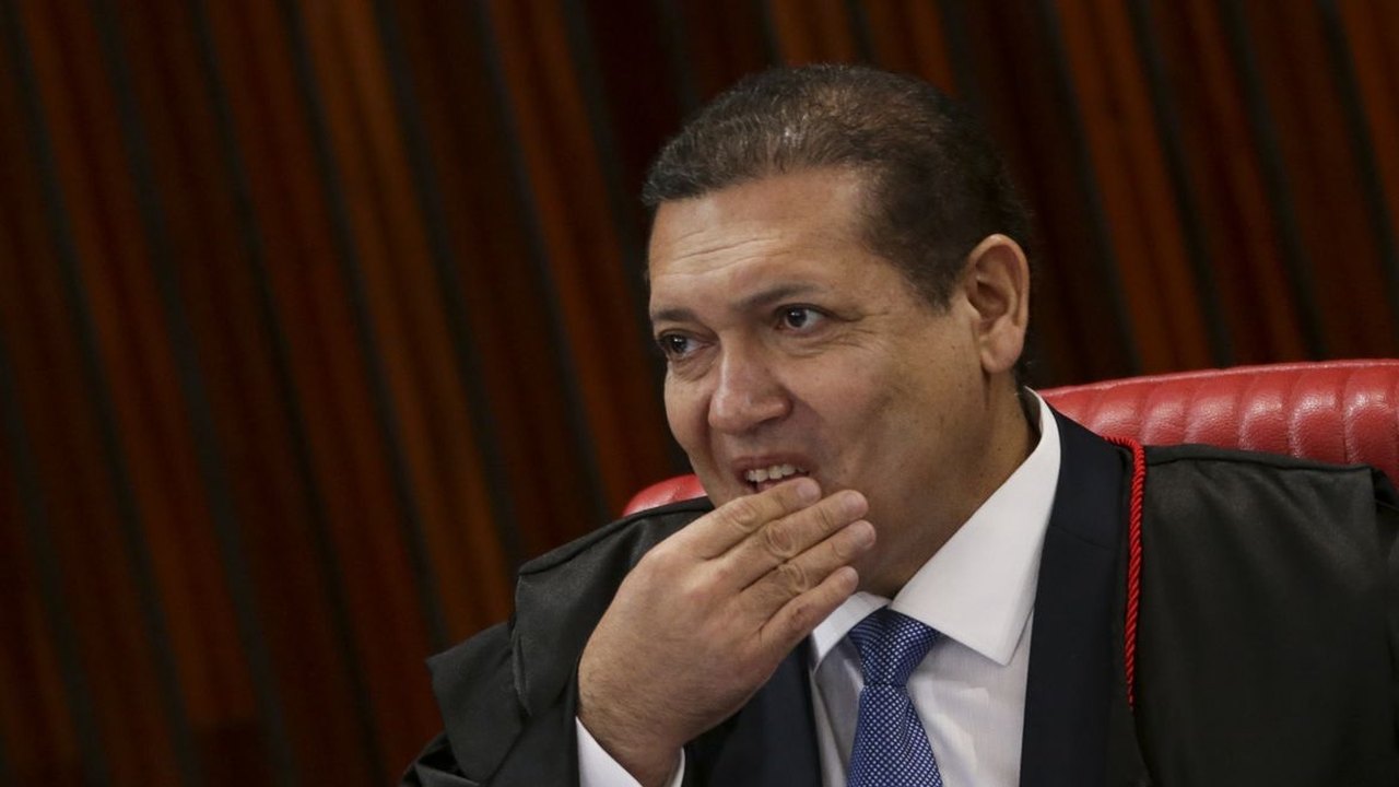Nunes Marques defende urnas a representantes de embaixadas e diz que Brasil é referência em transparência e legitimidade da eleição
