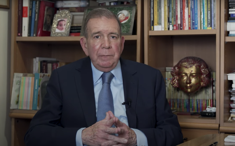 Acadêmicos condenam repressão na Venezuela e pedem reconhecimento de vitória de opositor