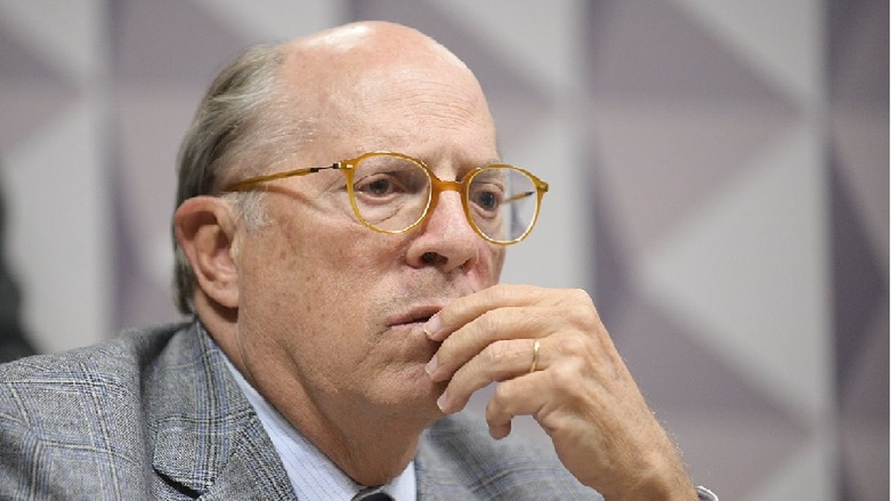 Tratar impeachment como ‘golpe’ não ajuda o país, diz Miguel Reale Jr.