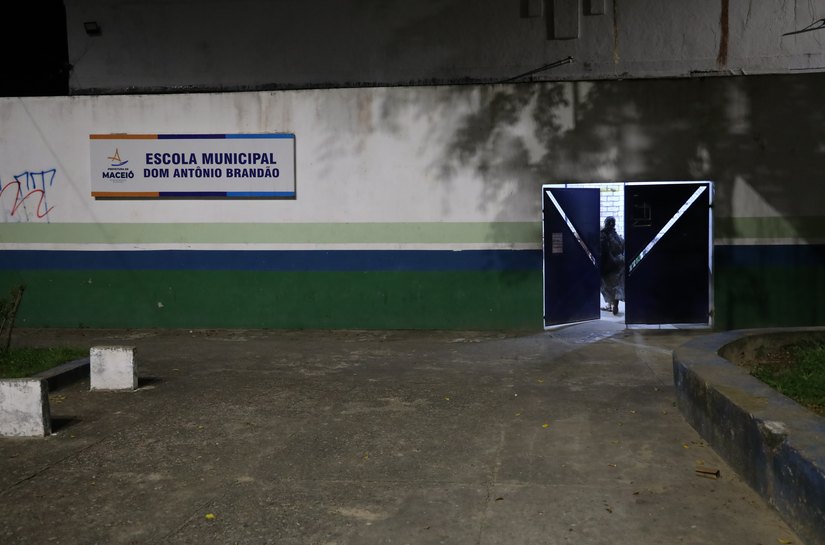 Educação de Jovens, Adultos e Idosos: MPAL fiscaliza duas escolas municipais e encontra estrutura precária e reforma inacabada em Maceió
