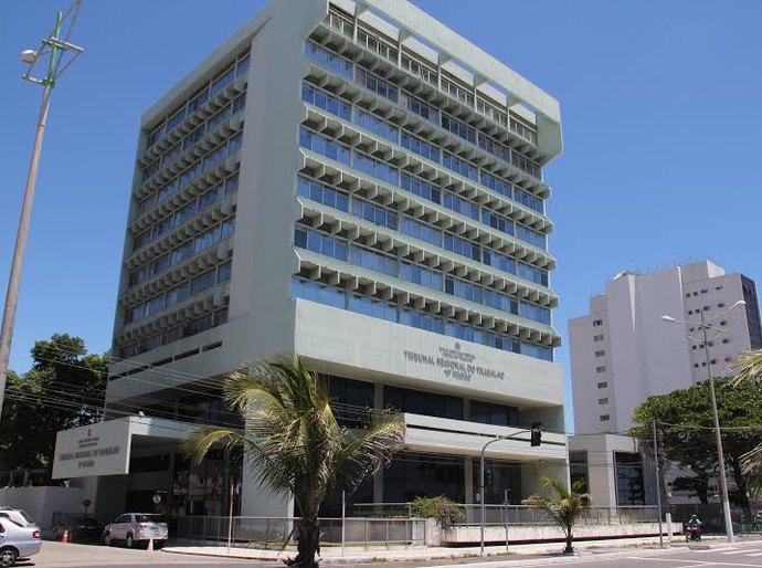 TRT na capital terá expediente até as 13h30 na sexta-feira, dia 26.08