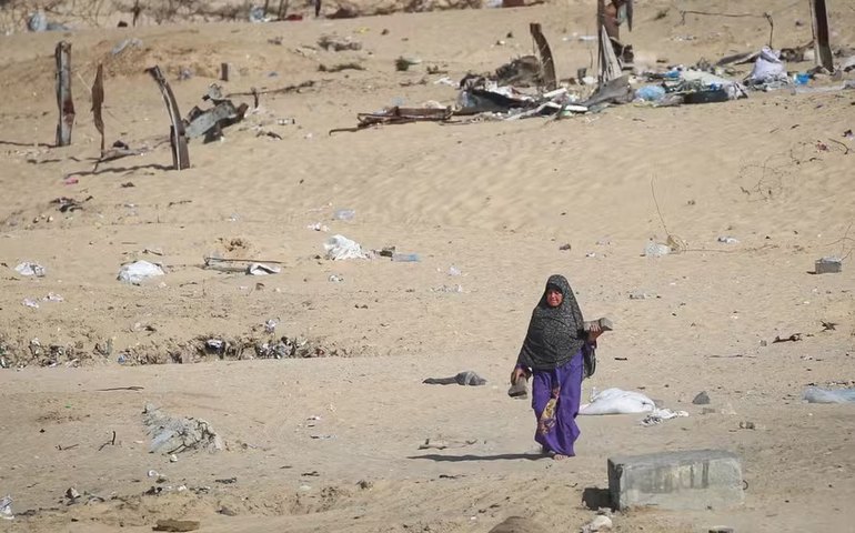 Mais de 800 mil palestinos já fugiram de Rafah desde o início das operações de Israel
