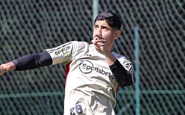 Alan Franco participa de treino e deve reforçar o São Paulo diante do Guarani