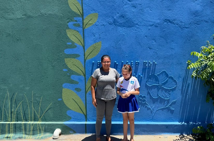 Mural sensorial inspirado em moradora celebra inclusão na nova Praça do Feitosa