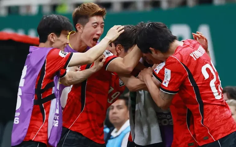 Coreia do Sul bate tchecos de virada em estreia na Copa do Mundo
