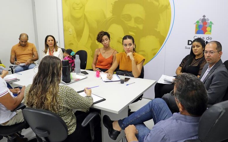 Casa de Direitos de Maceió apresenta serviços a alunos dos núcleos de práticas jurídicas da Uneal