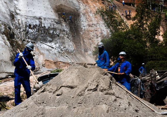 Obras de contenção em encostas chegam à reta final em dois pontos