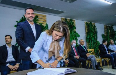  Caroline Balbino assume a Secretaria de Estado do Desenvolvimento Econômico e Turismo