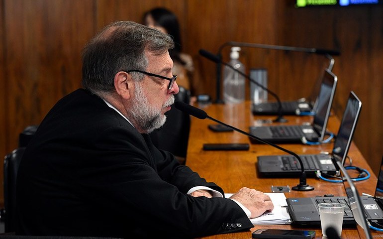 Deficientes auditivos poderão ler o exame da OAB em Libras, aprova CDH