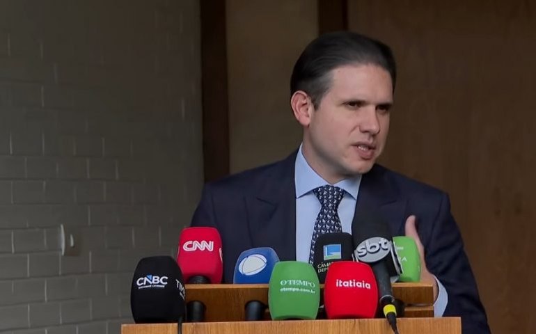 Motta afirma que Câmara rejeita aumento de custos em projeto dos aplicativos