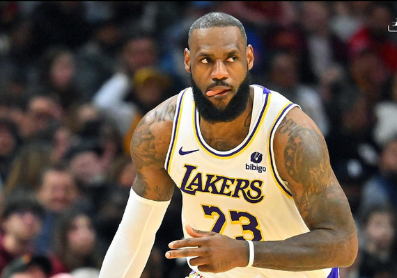Lakers batem Cavaliers e LeBron James mantém freguesia contra ex-time; Embiid decide para 76ers