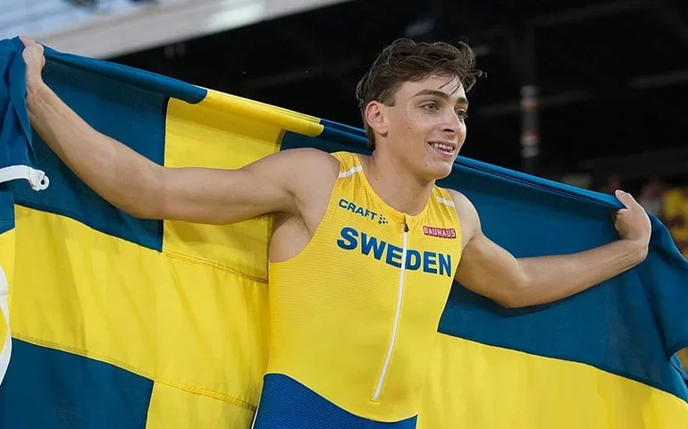 Duplantis perde após 40 vitórias no salto com vara e australiano surpreende em Estocolmo
