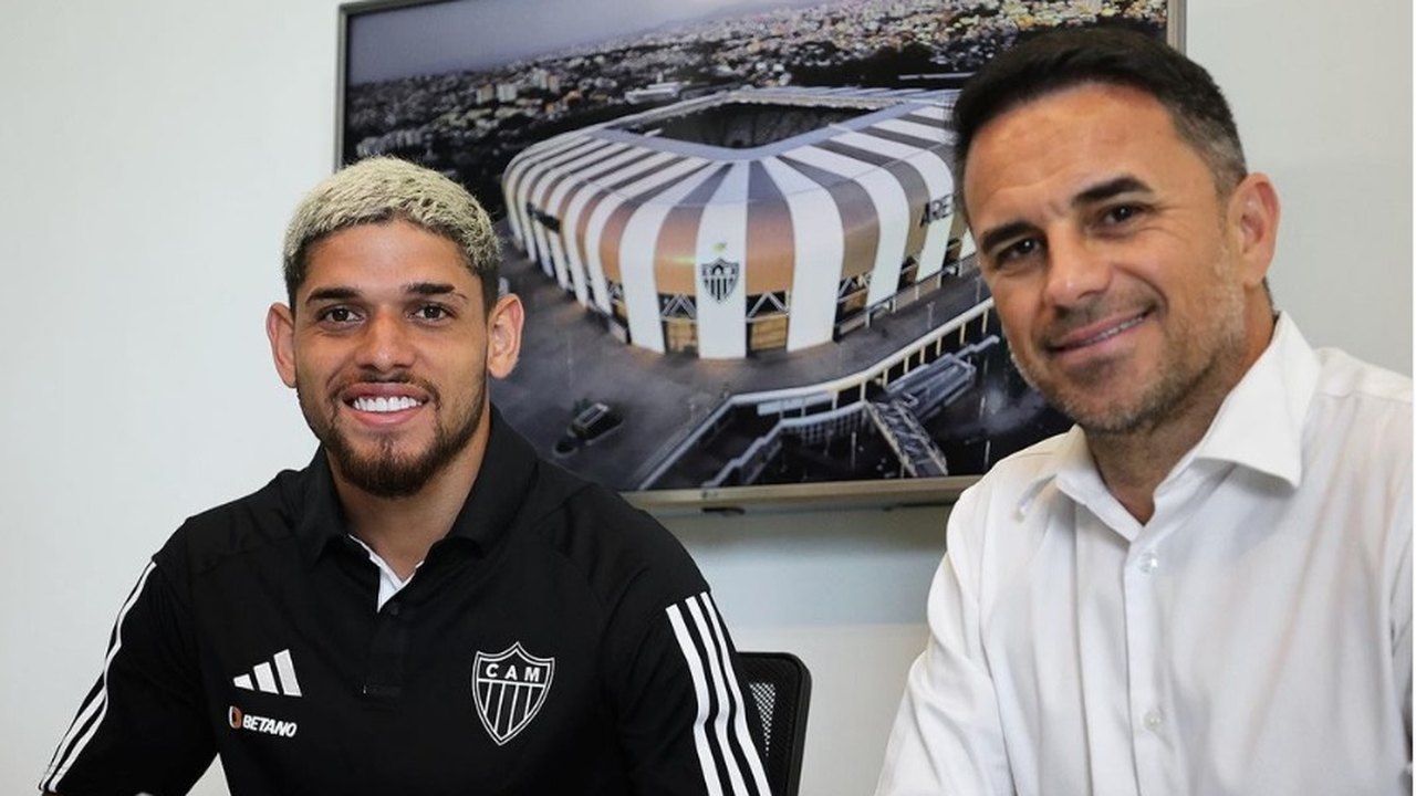 Atlético-MG anuncia a renovação de contrato do 'coringa' Rubens por mais três anos