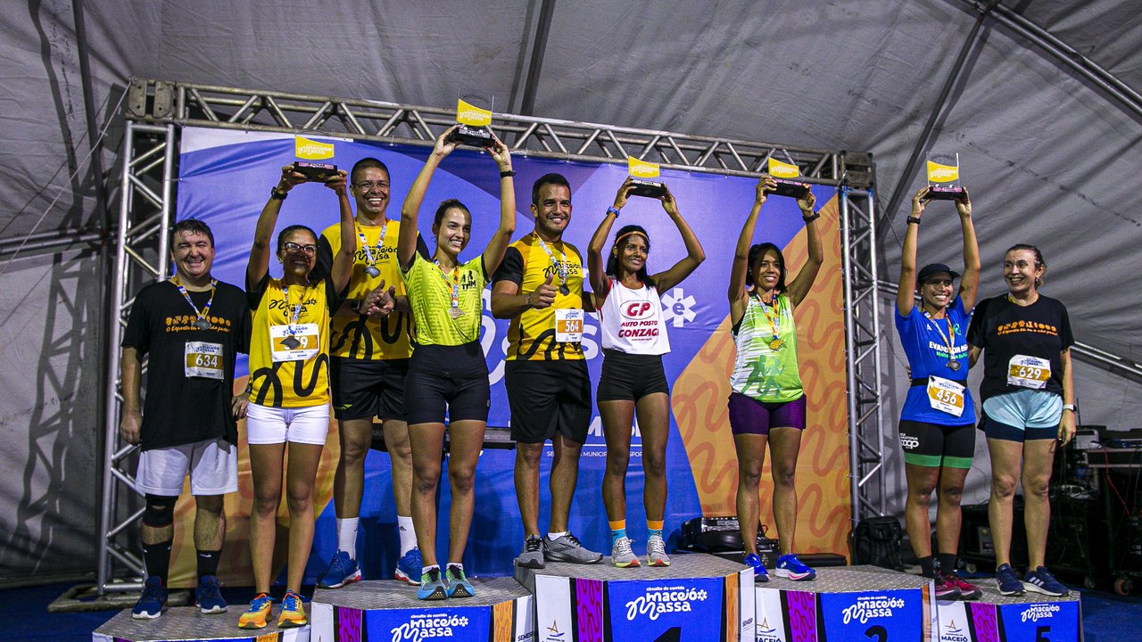Corrida de Rua: Mais de 1.200 corredores participaram do Circuito Maceió é Massa