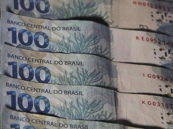 Entenda como fica o IOF após derrubada de decreto