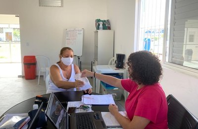 Permissionários do Centro Pesqueiro recebem doação de máscaras