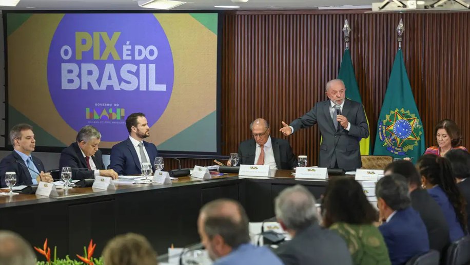 Brasil vai buscar novos parceiros para diminuir impactos comerciais