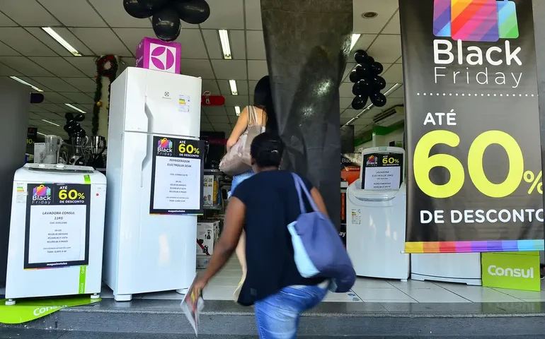Black Friday: comece a monitorar preços para evitar promoções enganosas