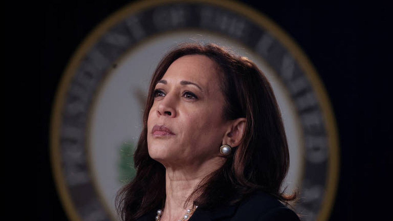 Nos EUA, vice-presidente Kamala Harris confirma que buscará nomeação democrata