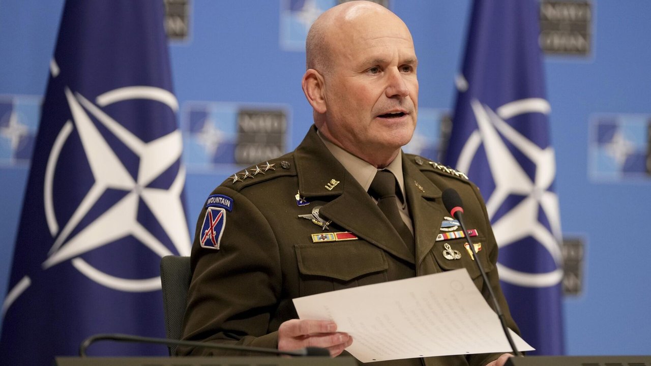 Comandante da OTAN diz que seria útil implantar armas hipersônicas de longo alcance na Europa