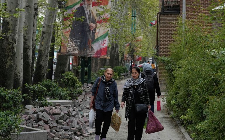 Prejuízos causados por ataques dos EUA e Israel ao Irã chegam a US$ 270 bilhões, afirma governo iraniano