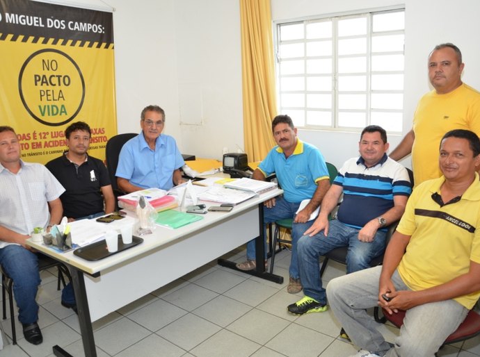 São Miguel: reunião debate organização do trânsito para Feira da Ponte 2016