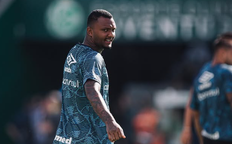 Luan Cândido troca o Grêmio pelo Sport para ter mais minutos em campo no Brasileirão