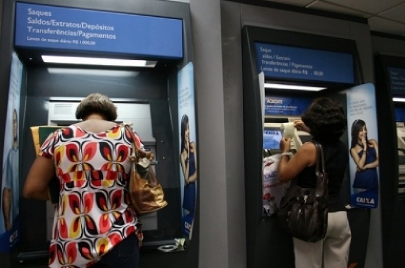 Salários de dezembro começam a ser pagos nesta sexta-feira (30)