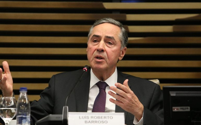 Barroso diz que excesso de judicialização é característica do Brasil