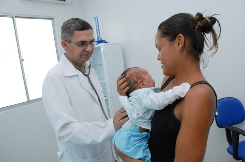 Médicos participam de atualização para pacientes com arboviroses