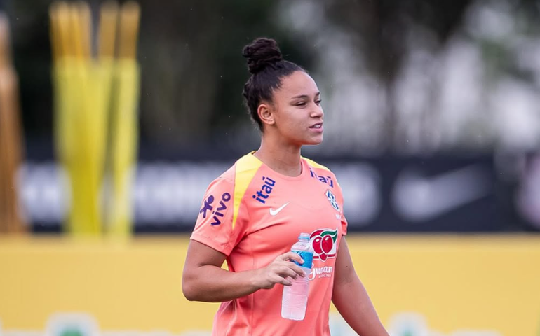 Joia de 19 anos do São Paulo, Dudinha encanta Marta e já brilha na seleção de futebol