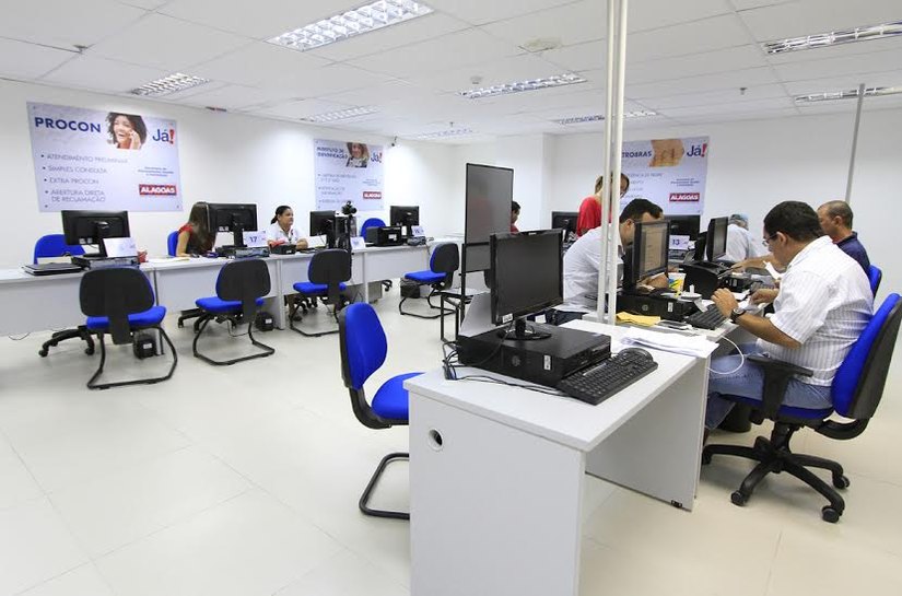 Centrais Já! suspendem atendimento no feriado desta quinta (26)