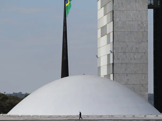 Estupro: Senado aprova vulnerabilidade absoluta para menor de 14 anos