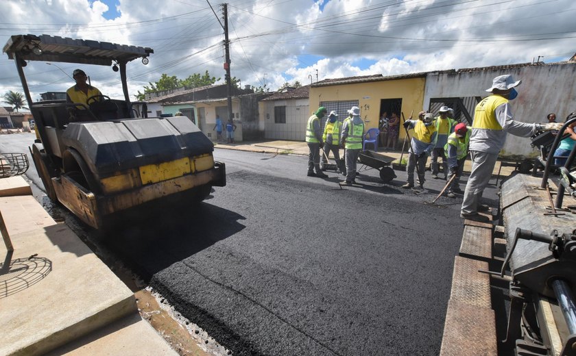 Bairro Cidade Universitária recebe pavimentação e Arena CRIA do Estado