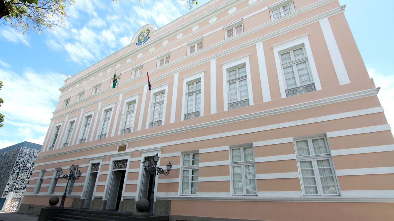Assembleia convoca eleição para 1º vice-presidente após saída de Bruno Toledo