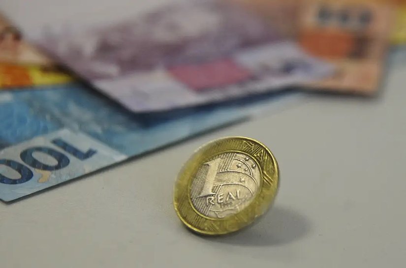Receita paga lote da malha fina do Imposto de Renda nesta segunda