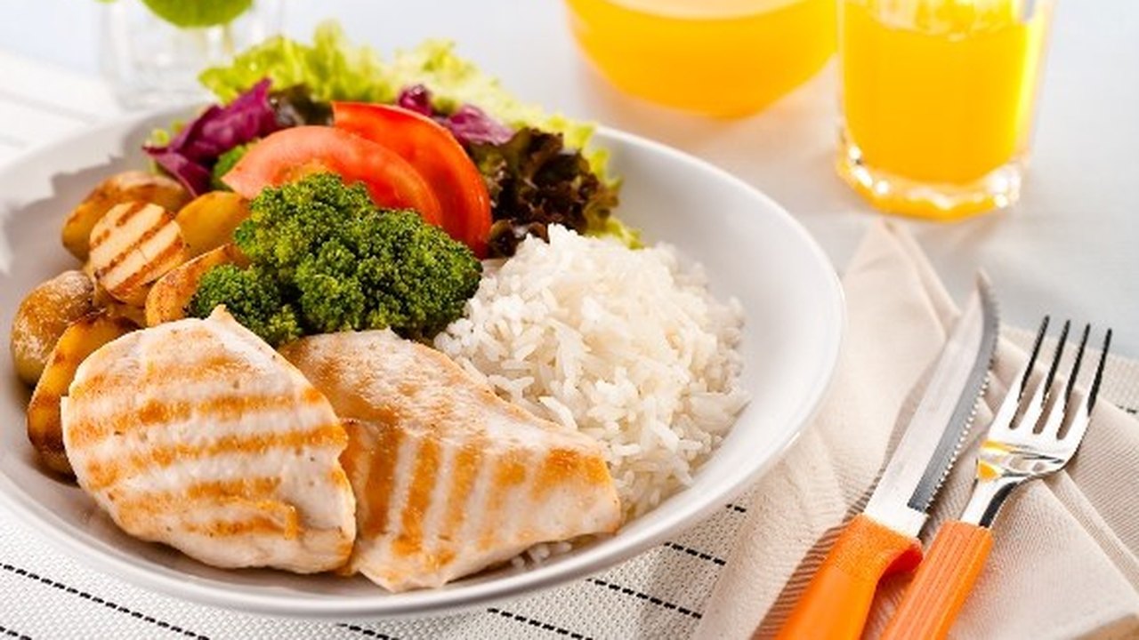 Muita carne e pouca salada: MS divulga pesquisa sobre hábitos alimentares dos brasileiros