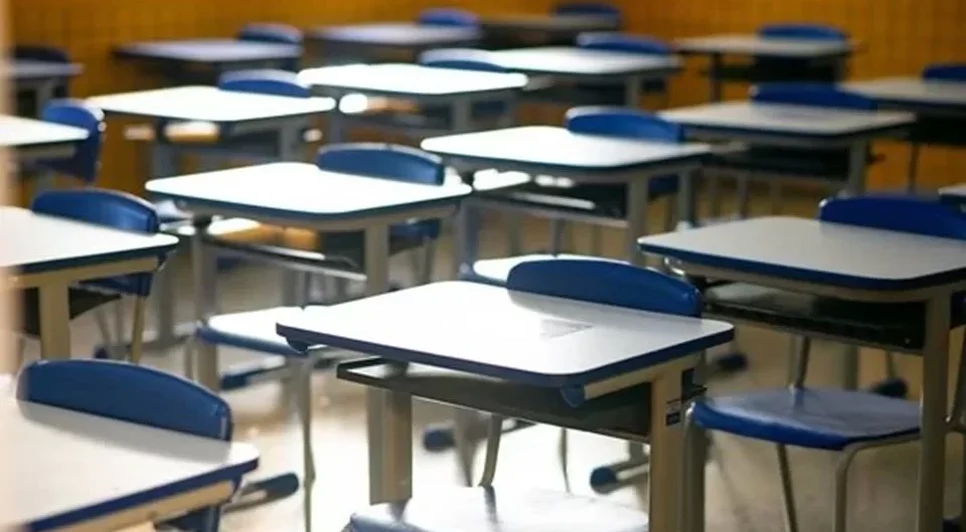 Alunos do ensino médio público receberão R$ 2 mil por ano e bônus; saiba como
