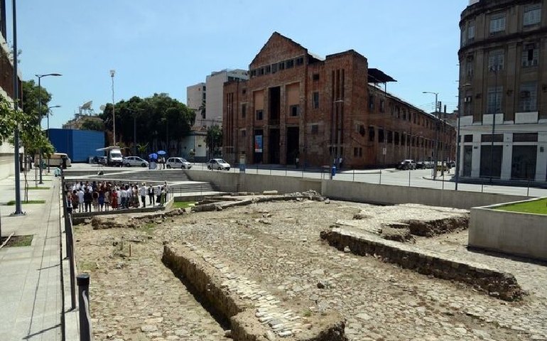 Membros do Comitê Gestor do Cais do Valongo tomaram posse nesta quinta