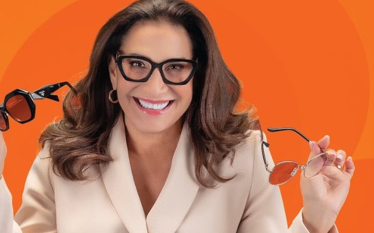 Totia Meireles fala de casamento à distância e como se tornou avó sem ter filhos: 'Direto para parte boa'