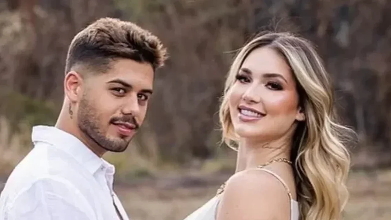 Virginia Fonseca surge com curativo sobre tatuagem com o nome de Zé Felipe e cita sessão de laser: 'Dói muito'