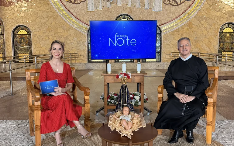 Bênção da Noite da TV Aparecida celebra o Natal com oração e música direto no Santuário Nacional